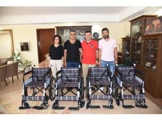 Hayırseverler Tekerlekli Sandalye Bağışında Bulundu