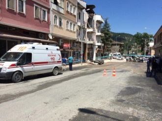 Binadan Düşen Beton Duvarın Altında Kaldı: 1 Ölü