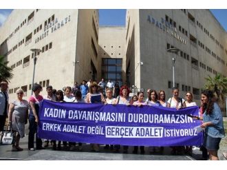 Sekretere Cinsel İstismarla Suçlanan Avukatın Davasında 1 Kişiye Yakalama Kararı
