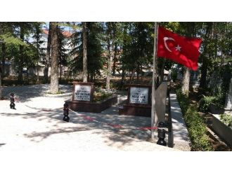 Çumra Mezarlığı Yenilendi