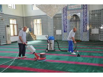 Kartepe’de Bayram Temizliği