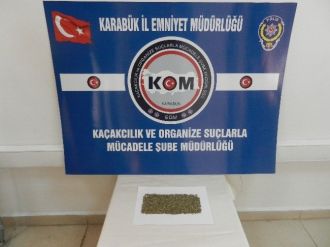 Sigara Jelatinine Sarılı Bonzai Ele Geçirildi