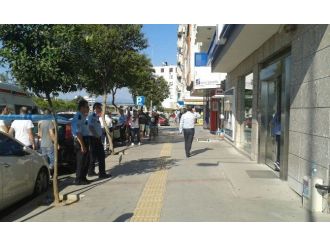 İzmir Polisi Her Yerde Banka Soyguncularını Arıyor