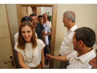 Başkan Tarhan, Belediye Personeli İle Bayramlaştı