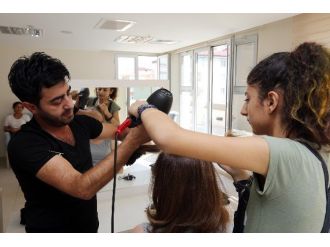 Onkoloji Konukevi’nde Bayram Bakımı