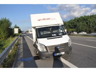 Tem Otoyolunda Zincirleme Trafik Kazası: 1 Yaralı