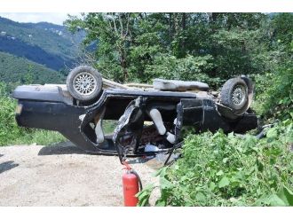 Cenaze Yolunda Kaza: 1 Ölü, 2 Yaralı