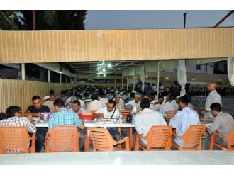 İkbal-der, Gönüllüleriyle İftarda Buluştu