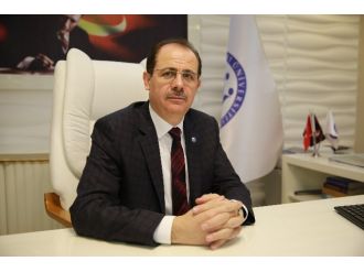 Bayburt Üniversitesi Rektörü Prof. Dr. Selçuk Coşkun’un Ramazan Bayramı Mesajı