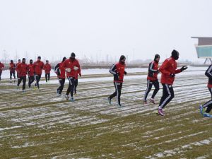 Kayserispor, Sivasspor Mesaisine Kar Altında Başladı
