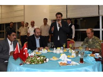 Vali Küçük, Köy Korucularıyla Buluştu