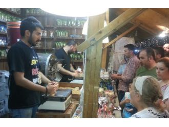 Sultanahmet’in Gözdesi Tavşanlı Leblebisi