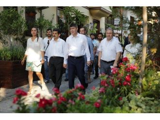 Kaleiçi Çiçek Açtı