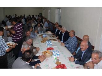 Milletvekili Kahveci Köyünde İftar Verdi