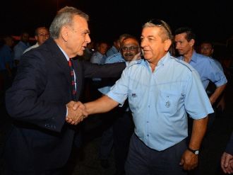 Kocaoğlu’ndan Şafakta Bayramlaşma