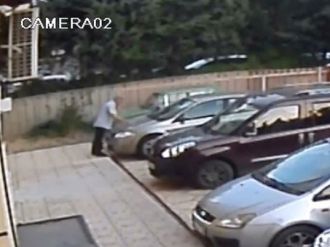 Apartman Aidatı Yüzünden Otomobili Kundaklandı