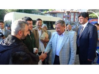 Kütahya’da Protokol, Bayram Coşkusunu Halkla Birlikte Yaşadı