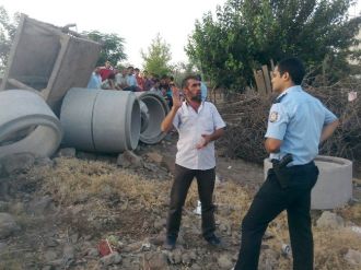 Şanlıurfa’da Üzerine Kanalizasyon Borusu Düşen Çocuk Hayatını Kaybetti