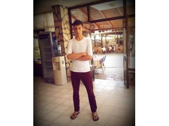 Arkadaşı Tarafından Bıçaklanan Genç Hayatını Kaybetti