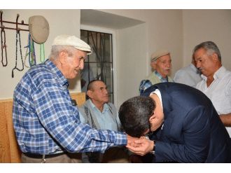 Başkan Çelik Bayramı Halkın Arasında Geçirdi