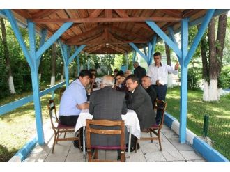 Pasinler’de Bayramlaşma Öğretmenevinde Yapıldı