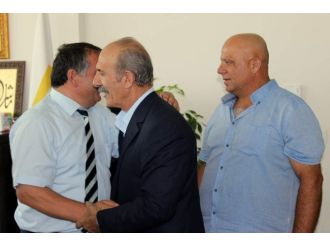 Arifiye’de Bayram Coşkulu Bayramlaşma