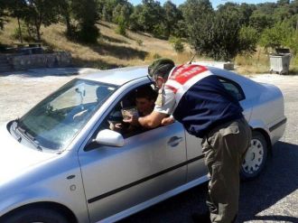 Beyşehir Jandarmasından Sürücülere Bayram Şekeri