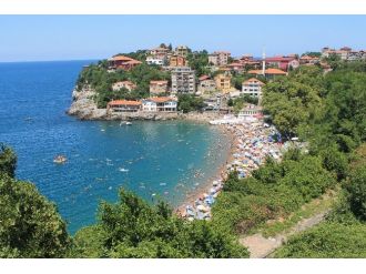 Bayram Tatilini Fırsat Bilen Vatandaşlar Plaja Akın Etti