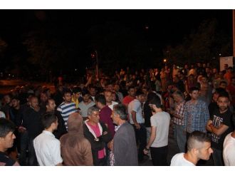 Heyelanzedeler Zonguldak-ankara Yolunu Trafiğe Kapattı