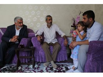 Yapıcıoğlu’ndan Baran Ve Yasin Börü’nün Ailelerine Bayram Ziyareti