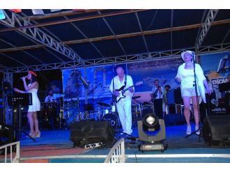 Didim Belediyesi Akbük’te Konser Düzenledi