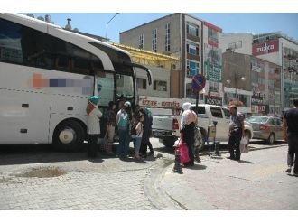 İranlılar Ülkelerine Dönüyor