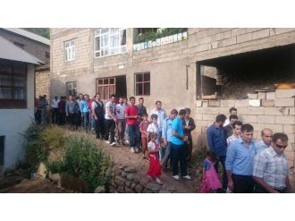 Şemdinli’de Bayram Kültürü Halen Yaşatılıyor