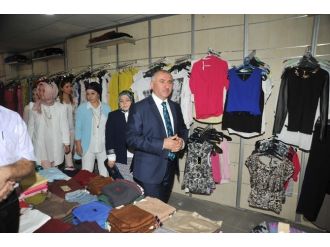 Sevgi Market İhtiyaç Sahiplerini Sevindirdi