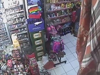 Muğla’da Tacizciyi Dövüp Polise Teslim Ettiler