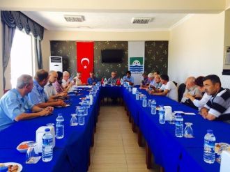 Foça’ya Fidanlar İzmir Büyükşehir Belediyesi’nden