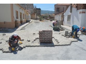Söke Belediyesi’nin Yol Yenileme Çalışmaları Hızla Devam Ediyor