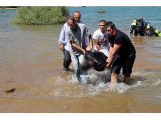 Gölette Kaybolan Üç Kişinin Cesedine Ulaşıldı