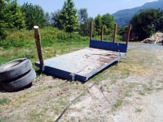 Kavak Ağaçları Yüklü Traktör Dingilinin Kırılması Sonucu Devrildi