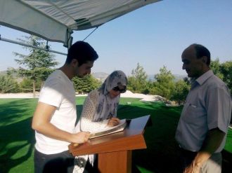 Demirel’in Mezarı Bayramda Ziyaretçi Akınına Uğradı