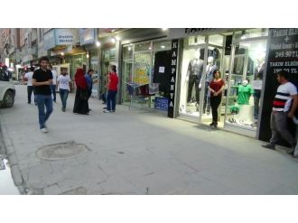 Hakkari Esnafı Siyah Bez Astı