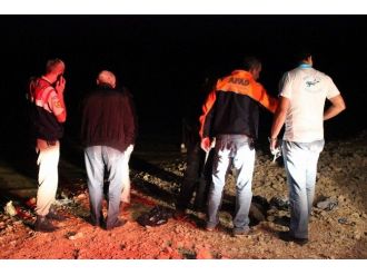 Serinlemek İçin Gölete Giden 2 Kardeşten Biri Boğularak Hayatını Kaybetti