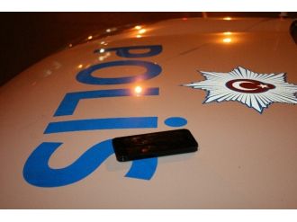 Unutulan Cep Telefonu Polisi Alarma Geçirdi
