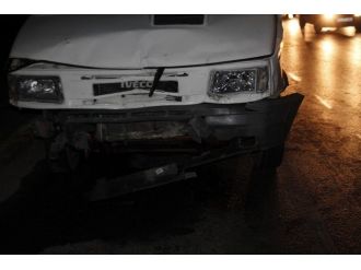 Akhisar Şehir Garajı Önünde Kaza: 5 Yaralı