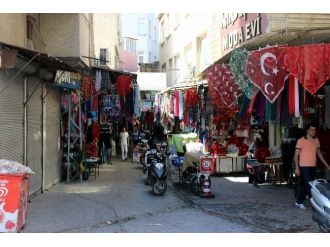 Bayram Bitti Esnafın İşleri Durdu