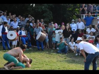 Balatlı Köyü Karakucak Güreşleri Kırkpınar’ı Aratmadı