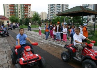 Trafik Eğitim Parkında Uygulamalı Eğitim