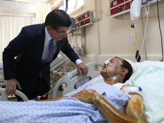 Başbakan Davutoğlu Suruç’taki Patlamada Yaralananları Ziyaret Etti