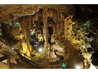 Karaca Mağarası Bayram Tatilinde Ziyaretçi Akınına Uğradı