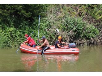 Serinlemek İçin Nehre Giren Yaşlı Adam Boğuldu